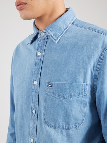 TOMMY HILFIGER - Ajuste regular Camisa en azul