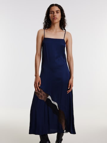 Robe 'Malin' EDITED en bleu : devant