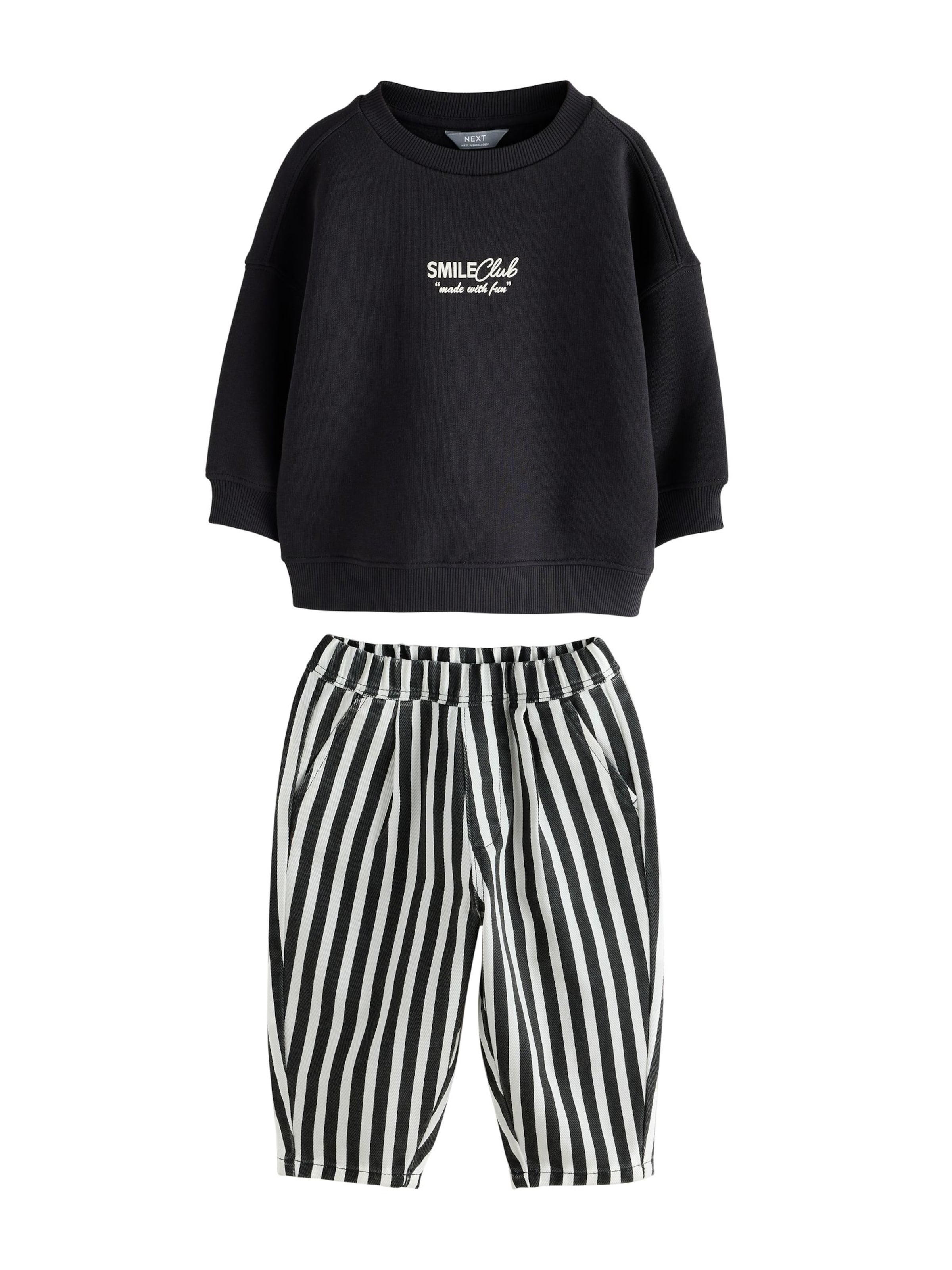 Next - Conjunto en negro: frente