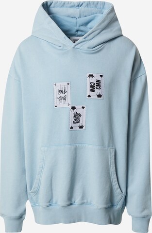 ABOUT YOU x Kingsley Coman Sweatshirt 'Luca' in Blauw: voorkant