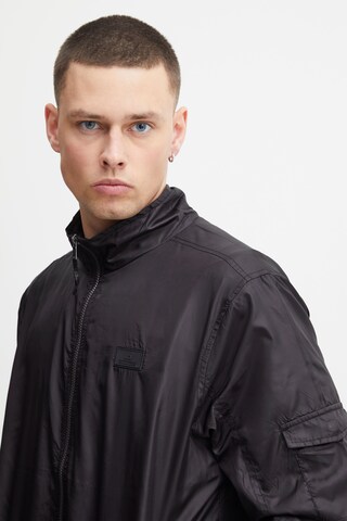 BLEND - Chaqueta de entretiempo en negro