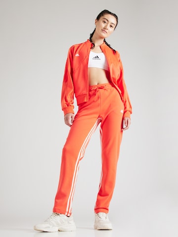 ADIDAS SPORTSWEAR Normalny krój Spodnie sportowe 'Dance All-gender Versatile French Terry' w kolorze czerwony