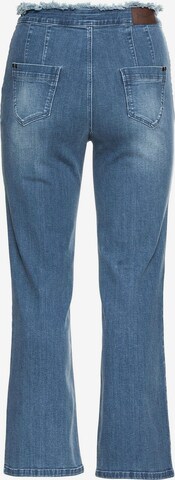 SHEEGO Flared Jeans in Blauw