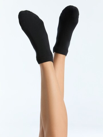 Albero Natur Ankle Socks in Black