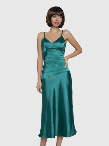 Abito da cocktail di Anushka in verde: frontale