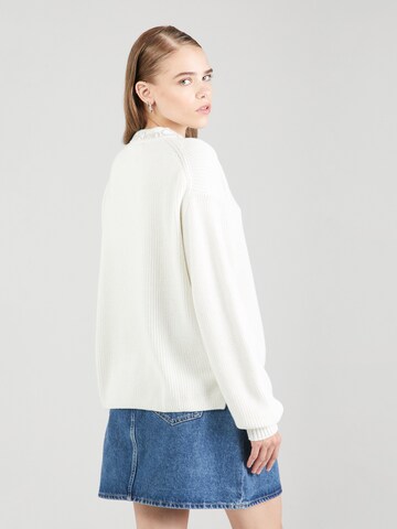 Calvin Klein Jeans Sweater in Beige