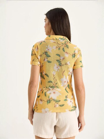 Maglietta di Bianco Lucci in giallo