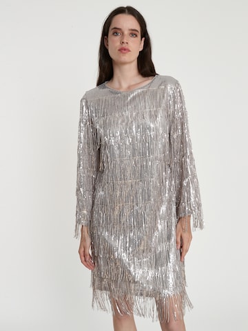 Ana Alcazar Cocktailkleid 'Tabora' in Silber: Vorderseite