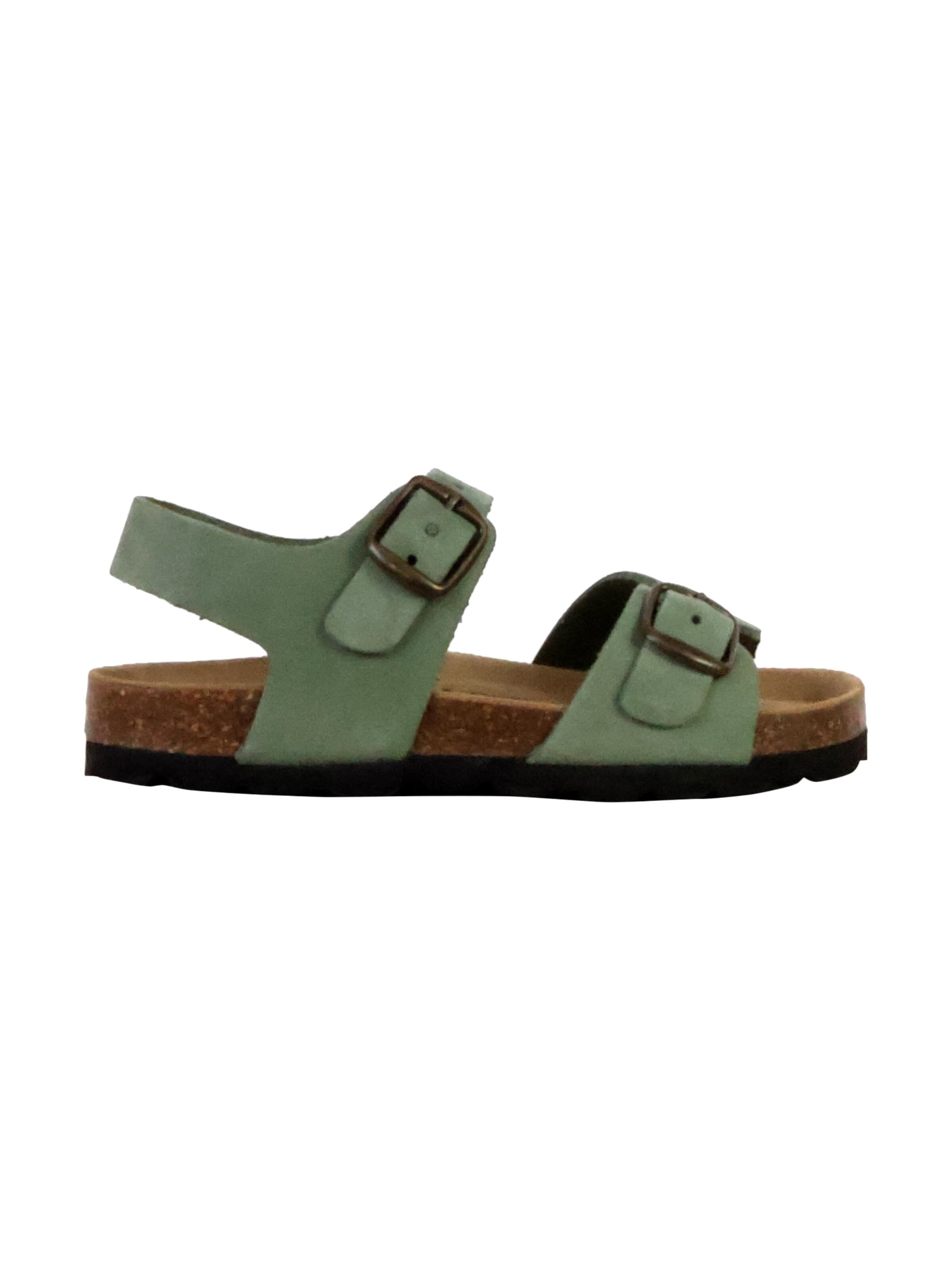 Chaussure basse 'Leder-Pantoletten für Kinder' The Divine Factory en vert