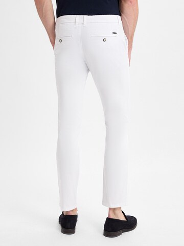 Finshley & Harding Chino Pants ' Dylan ' in White