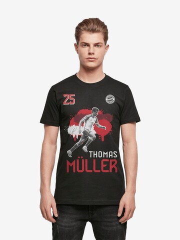 FC BAYERN MÜNCHEN T-Shirt 'Thomas Müller' in Schwarz: predná strana