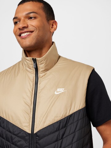 Nike Sportswear - Colete em preto