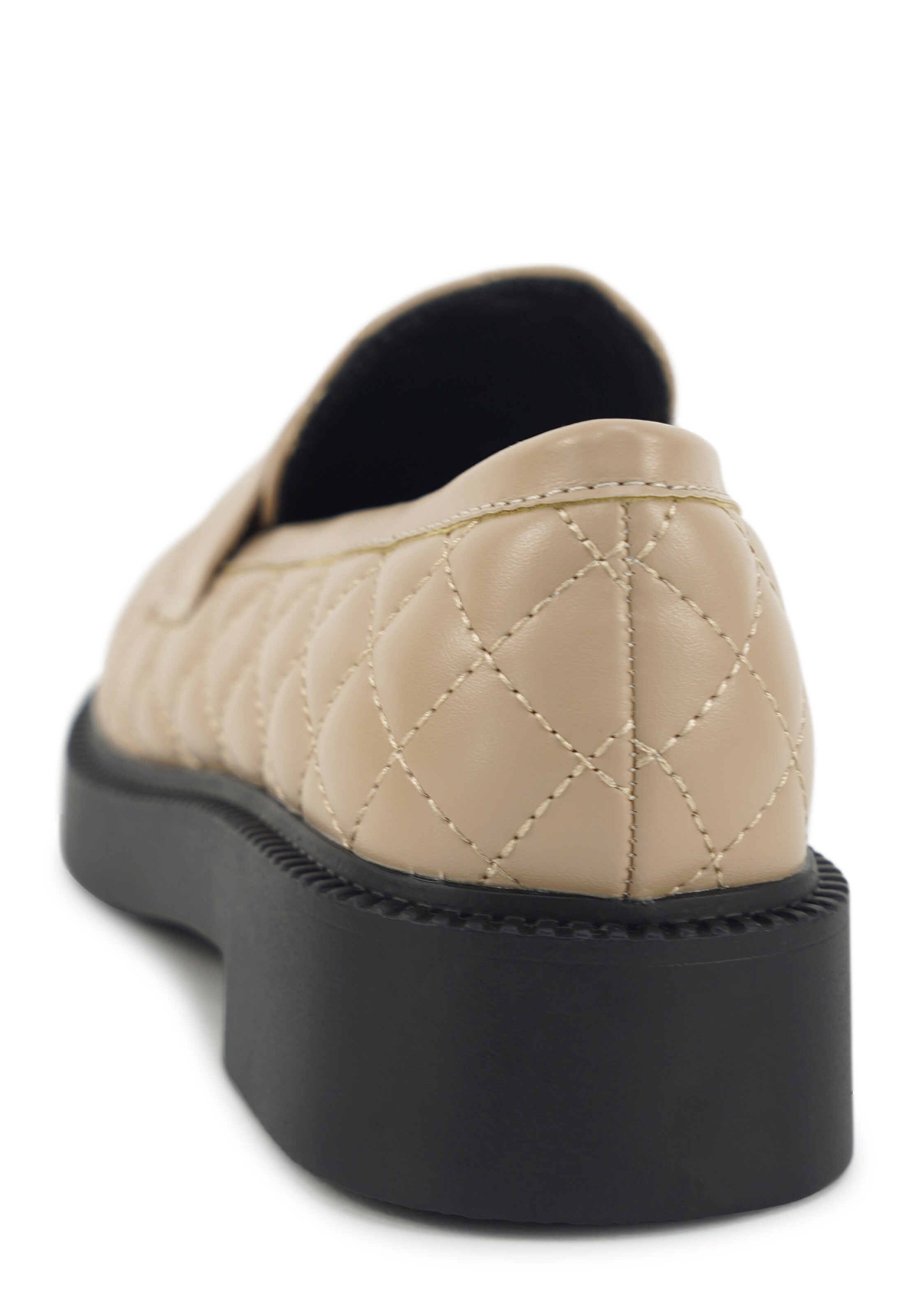 Findlay Classic Flats 'Zea' in Beige