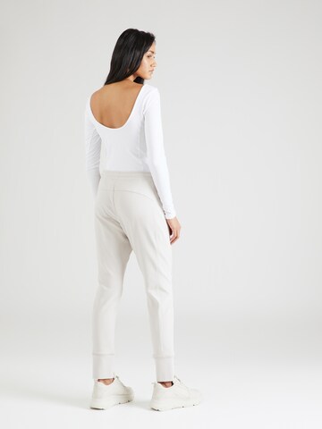 MAC Tapered Hose 'FUTURE 2.0' in Beige