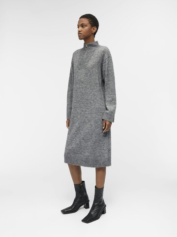 OBJECT - Vestido de punto 'Minna' en gris