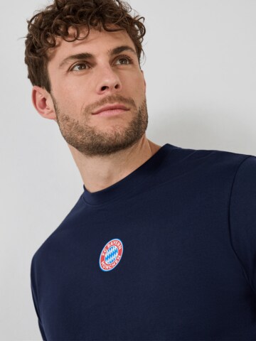 FC BAYERN MÜNCHEN Schlafanzug Essentials in Blau
