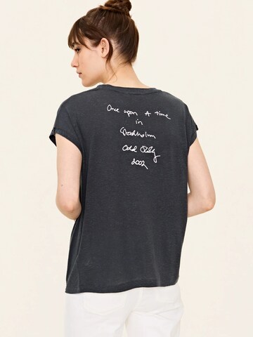 Odd Molly Shirt in Grijs