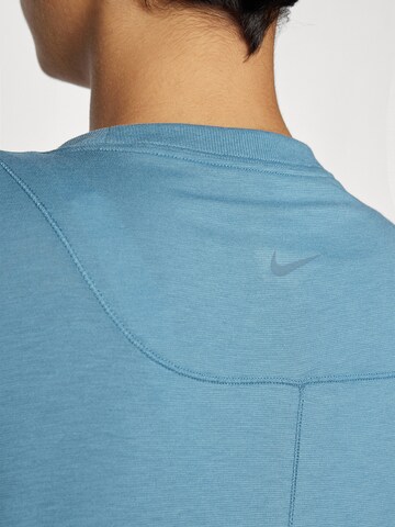 NIKE Функциональная футболка 'ONE' в Синий