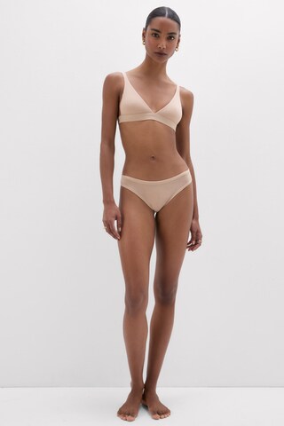 INTIMISSIMI Thong in Beige: front