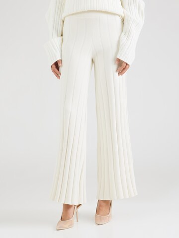 millane - Pierna ancha Pantalón en blanco: frente