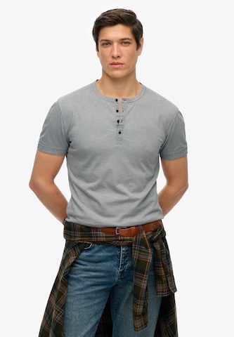 T-Shirt Superdry en gris : devant