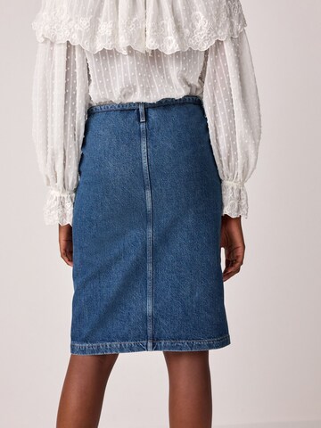 Next Rok in Blauw