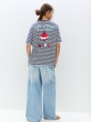 Pull&Bear Тениска в синьо