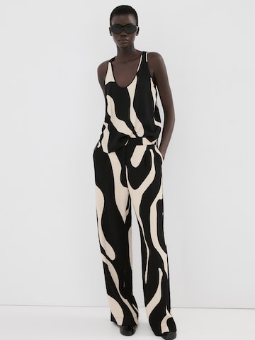 Wide leg Pantaloni 'NIKITA' di MANGO in nero