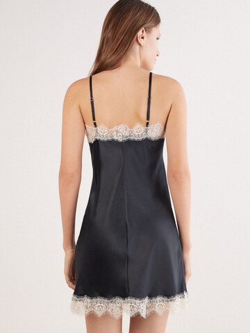 INTIMISSIMI Crotchless Lingerie in Black