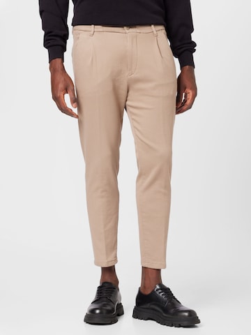 DRYKORN - regular Pantalón 'Chasy' en beige: frente