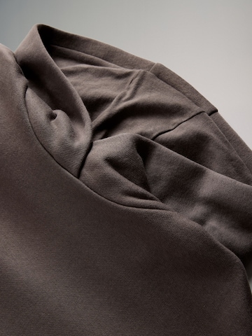 The Set Sweatshirt in Beige