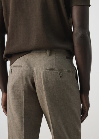 MANGO MAN Regular Pleated Pants 'Hans' in Brown