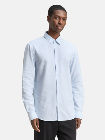 Coupe regular Chemise TOM TAILOR DENIM en bleu : devant