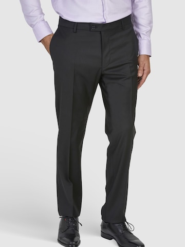 HECHTER PARIS Regular Pleated Pants in Black: front