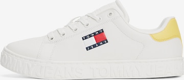 Tommy Jeans Sneaker 'Essential' in Weiß: Vorderseite