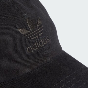 ADIDAS ORIGINALS Cap in Black