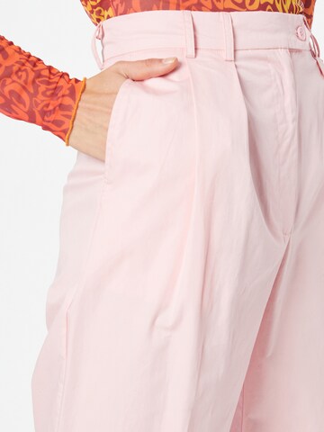 Nasty Gal Wide leg Pleat-front trousers in Pink