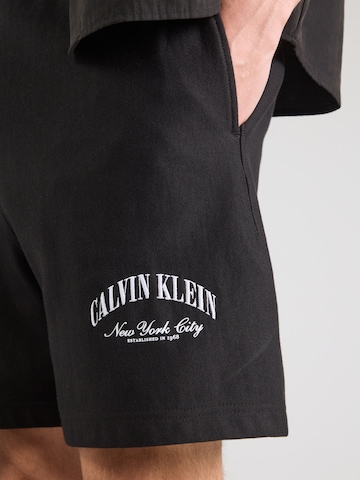 regular Pantaloni di Calvin Klein Jeans in nero