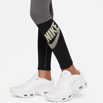 Nike Sportswear Skinny Leggings in Grijs