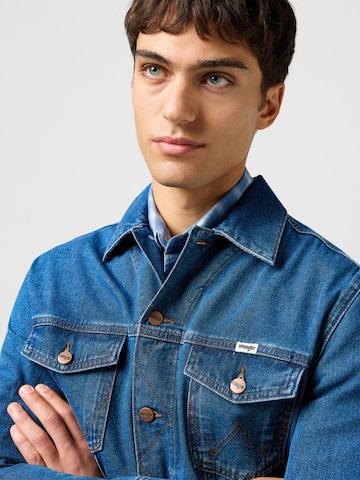 Giacca di mezza stagione 'Wrangler Classic Jacket Stonewash 112362737' di WRANGLER in blu