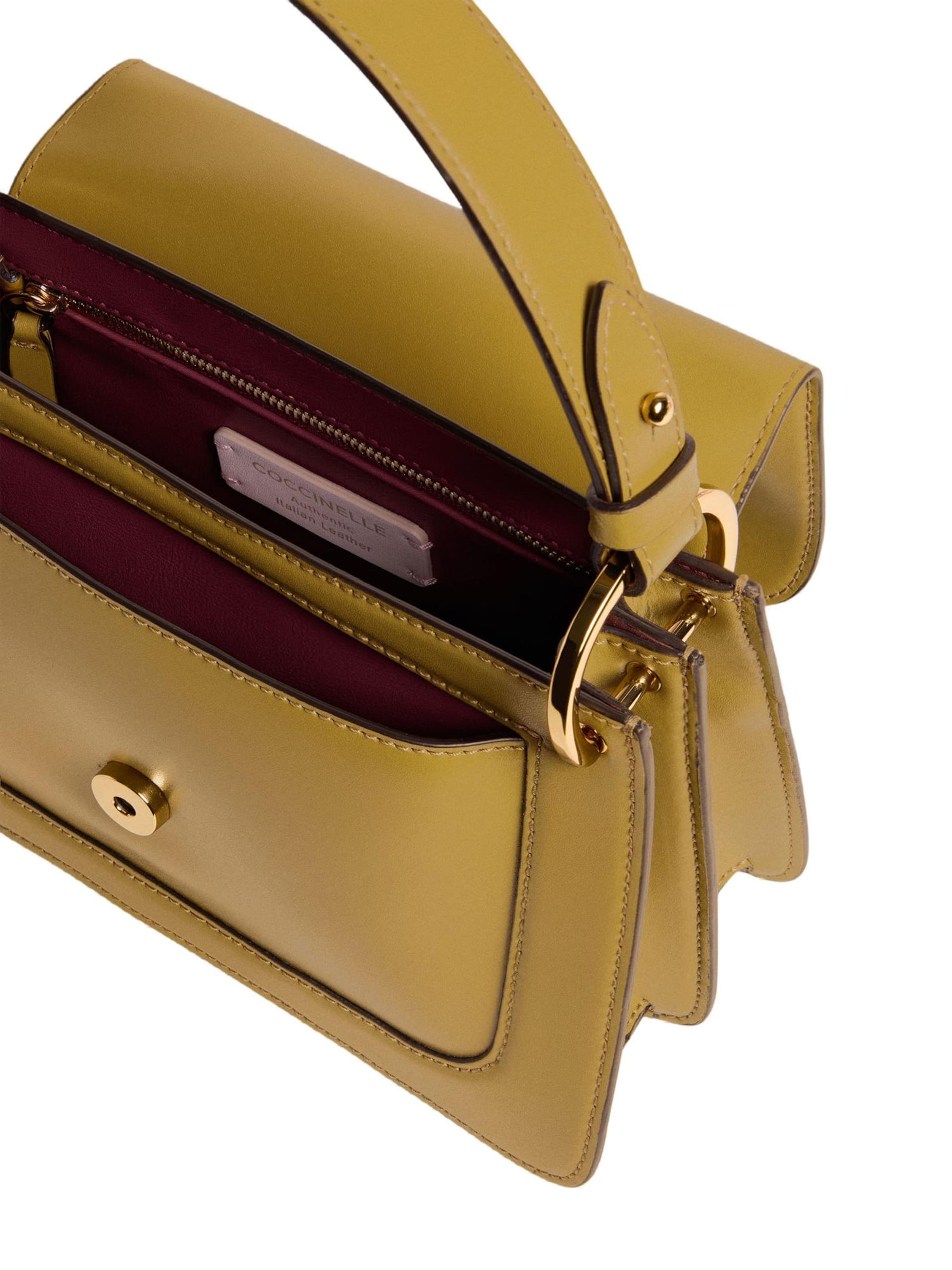 Borsa a mano 'COCCINELLE C-Me S26 3' di Coccinelle in verde