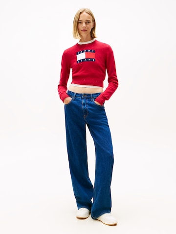 Pulover de la Tommy Jeans pe roșu