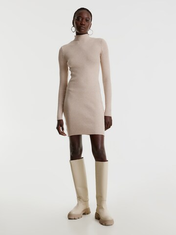 Robe 'CORINNA' EDITED en beige : devant