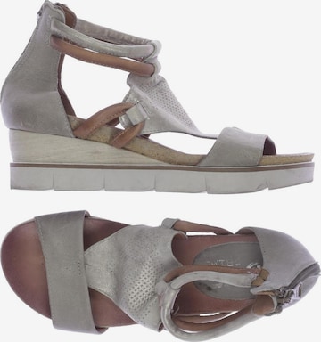 MJUS Sandalen 37 in Beige: predná strana