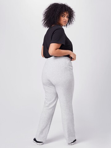 ONLY Carmakoma - regular Pantalón 'Delli' en gris