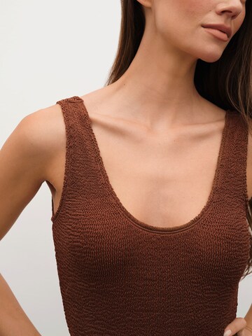 RÆRE by Lorena Rae T-shirt Swimsuit in Brown