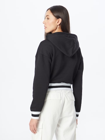 Urban Classics Sweatshirt in Zwart