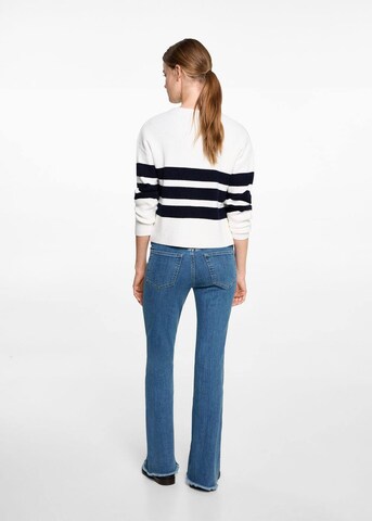 MANGO TEEN Flared Jeans in Blau