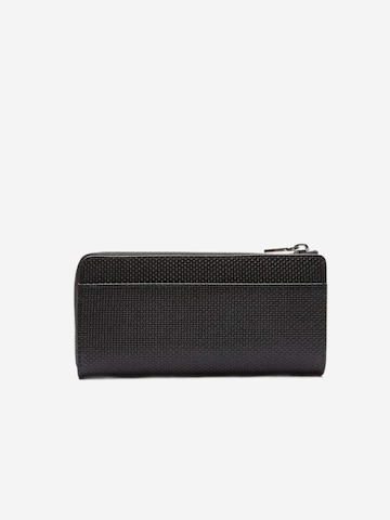 LACOSTE Portemonnaie 'Lacoste Compagnon cuir piqué Chantaco'‌‌‌‌‌ in Schwarz