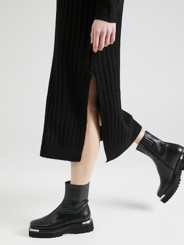TOPSHOP Knitted dress in Black